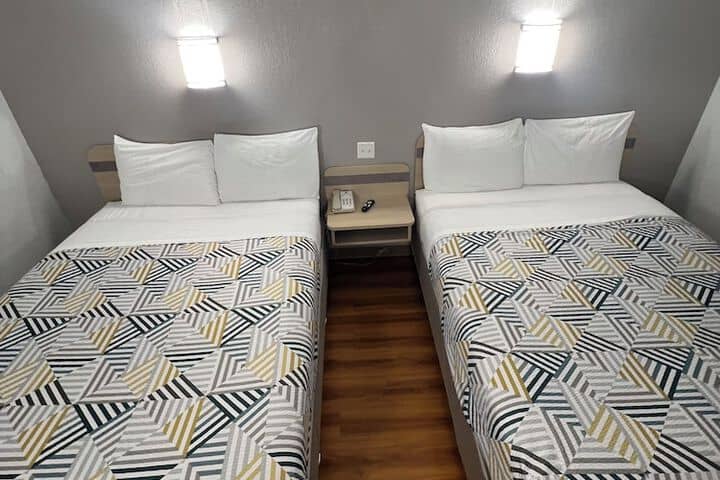 Room 12 of 35